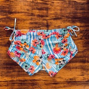 Shakti Activewear side string short